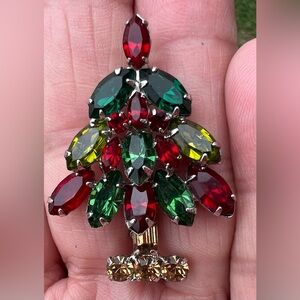 Vintage Napier Christmas Tree Brooch Pin Signed Book Piece Prong Set Rhinestones